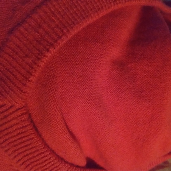 Columbia reddish_orange Cashmere blend Classic Pullover V-Neck Sweater - Picture 4 of 4